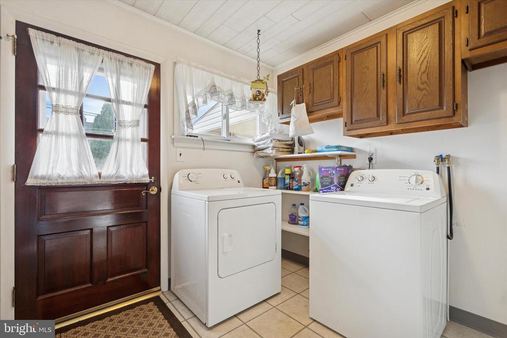 30 WHITEWOOD DRIVE