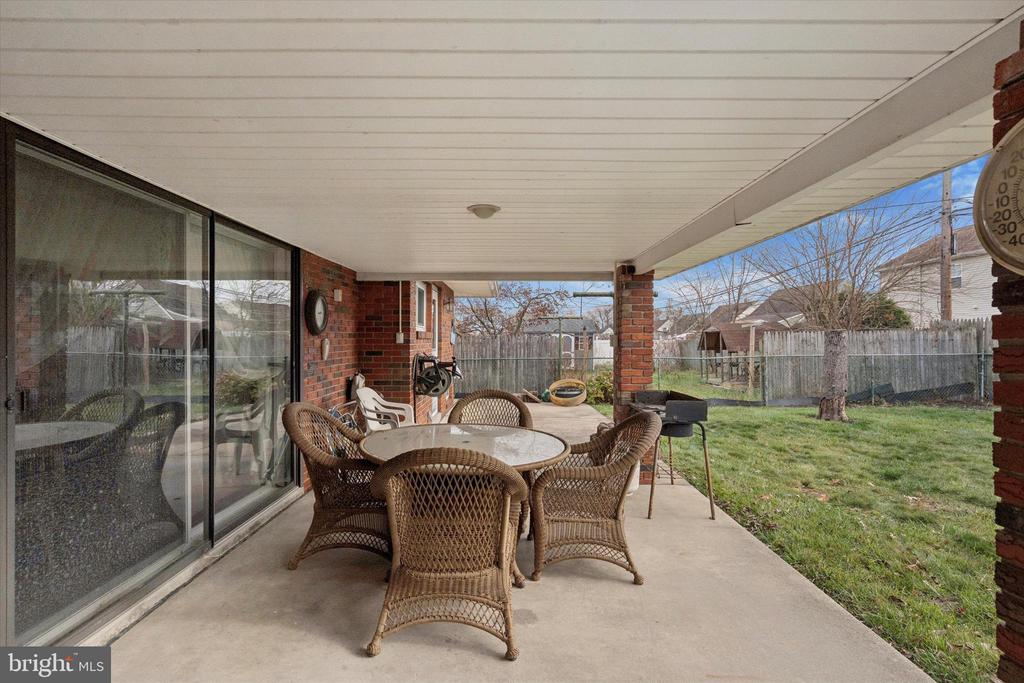 30 WHITEWOOD DRIVE