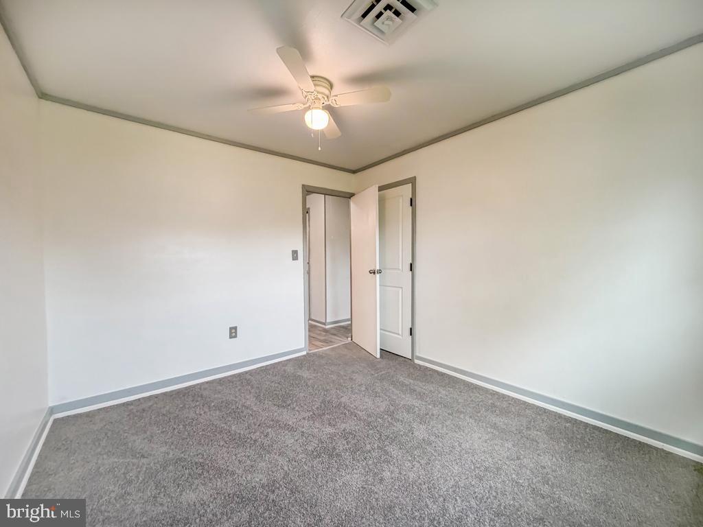 26 MIDWOOD LANE