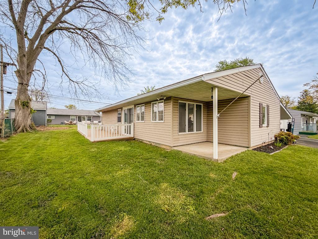 26 MIDWOOD LANE