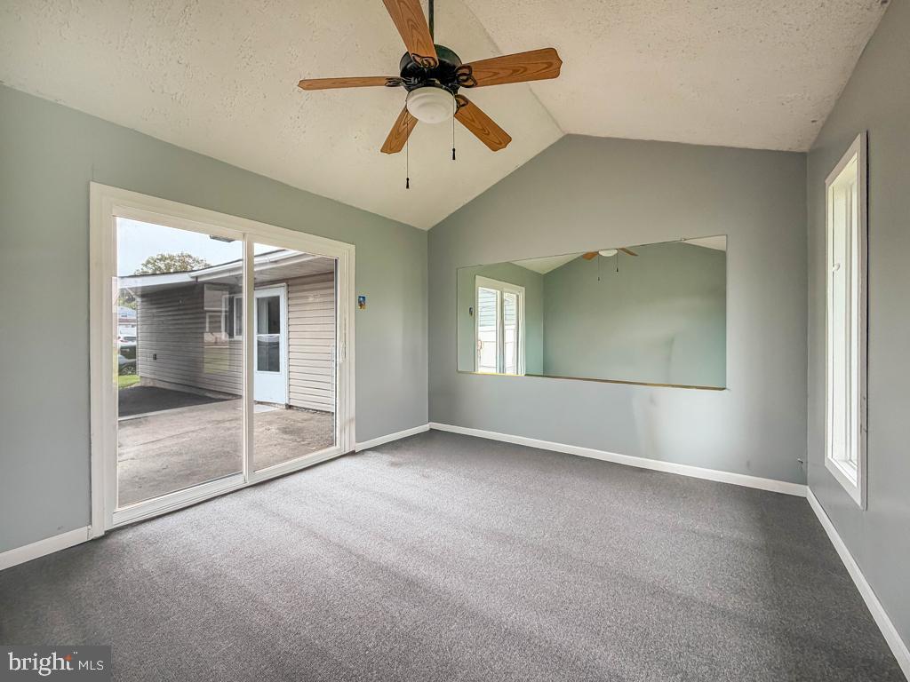 26 MIDWOOD LANE