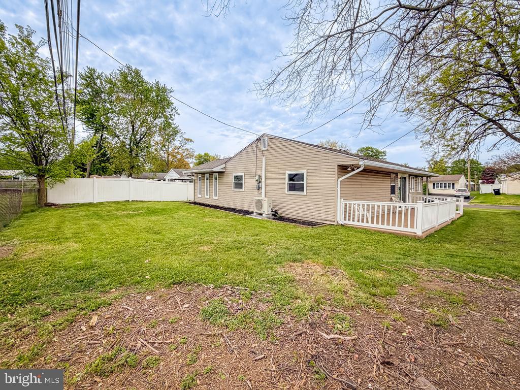 26 MIDWOOD LANE