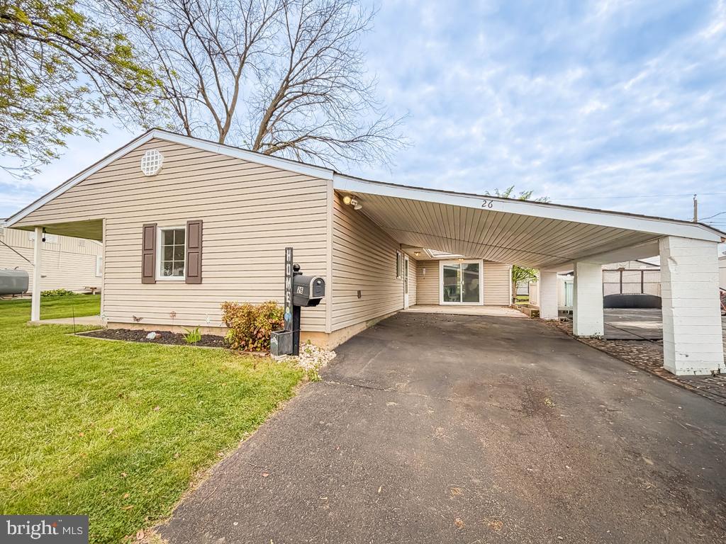 26 MIDWOOD LANE