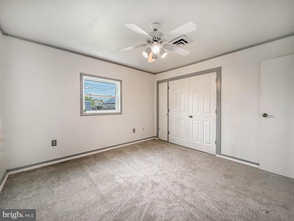 26 MIDWOOD LANE