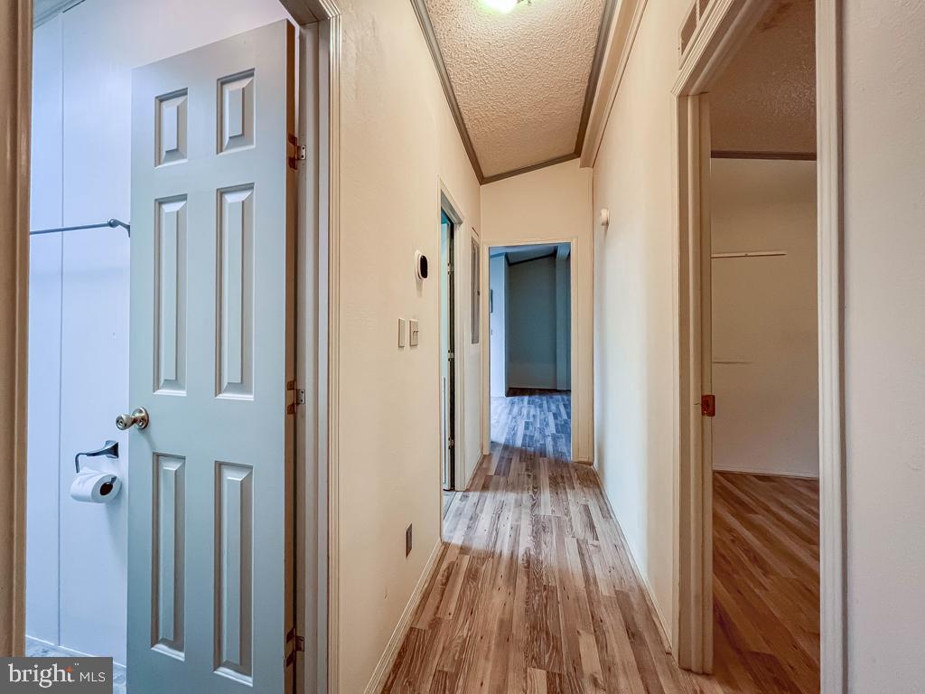 13 CLOVEDALE WAY