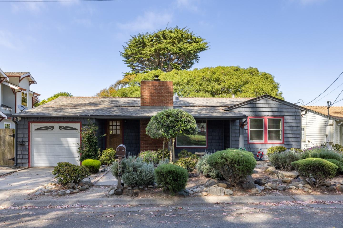 954 Seapalm AVE