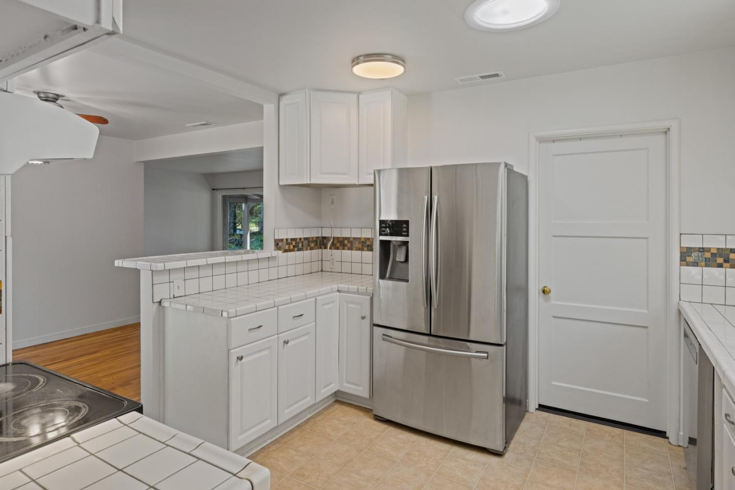 954 Seapalm AVE