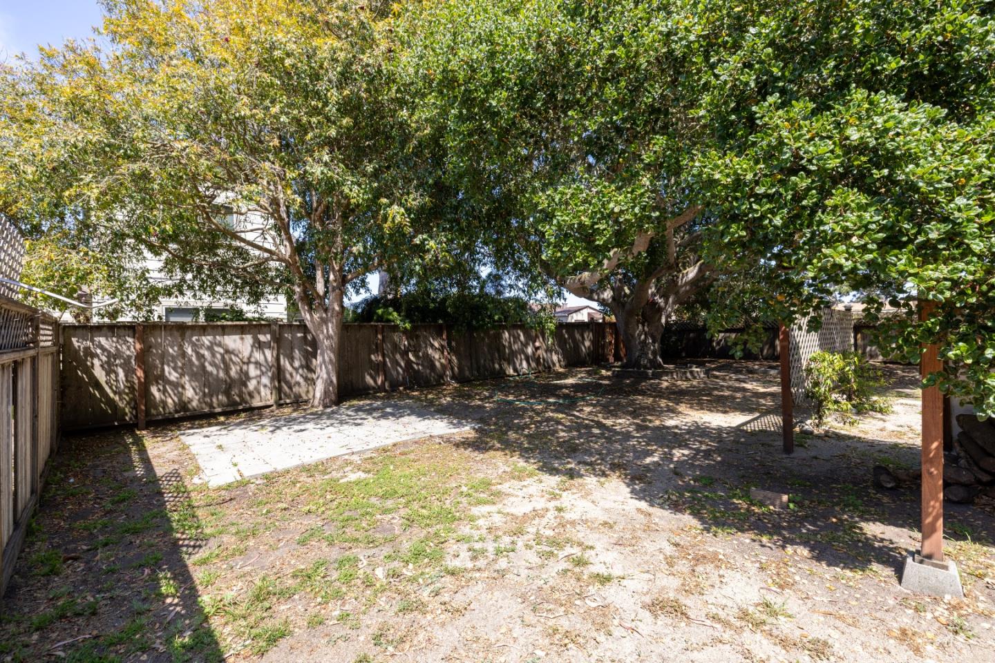 954 Seapalm AVE