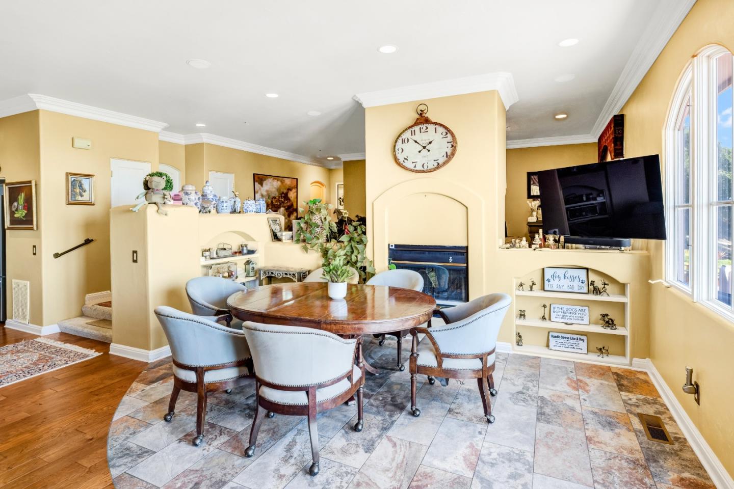 25548 Paseo De Cumbre