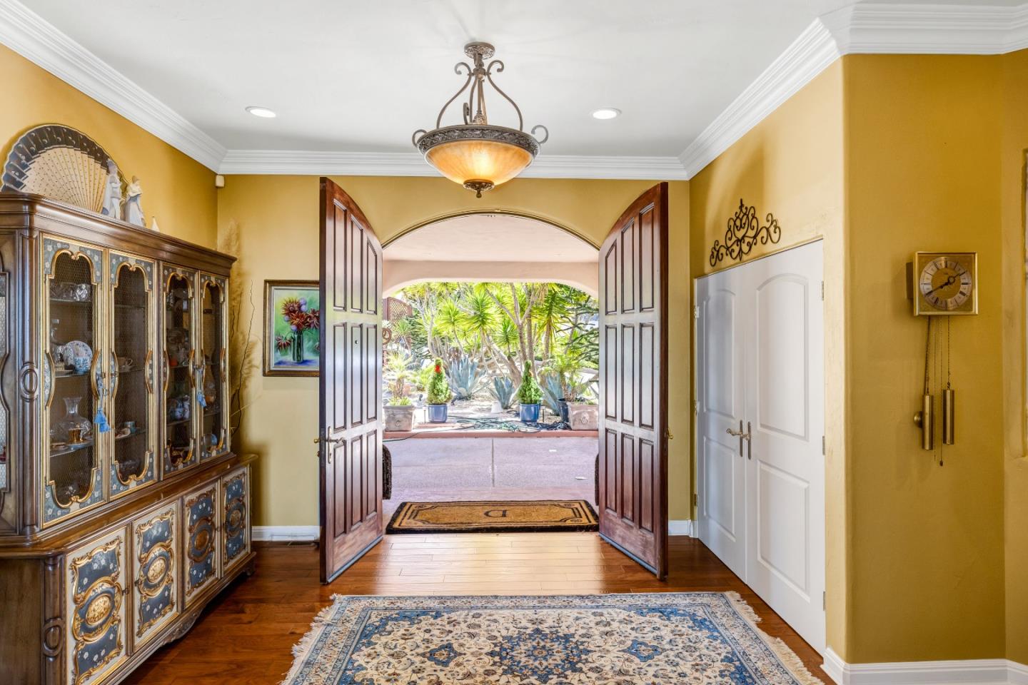 25548 Paseo De Cumbre
