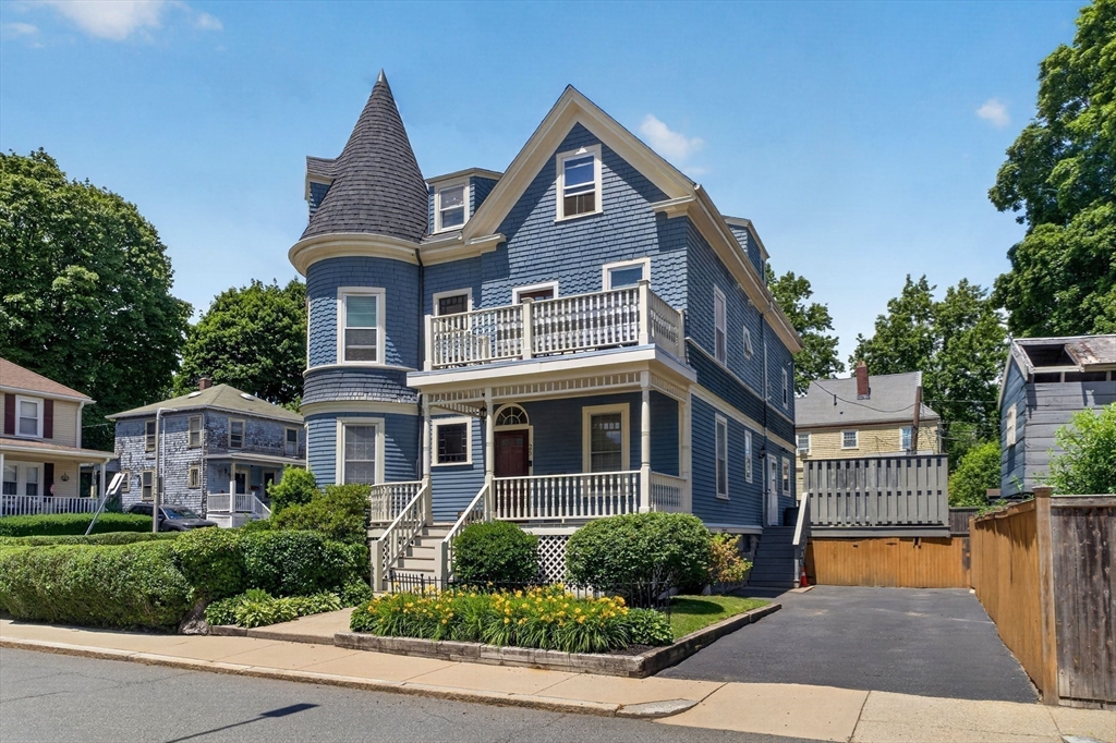 25 Weyanoke Street