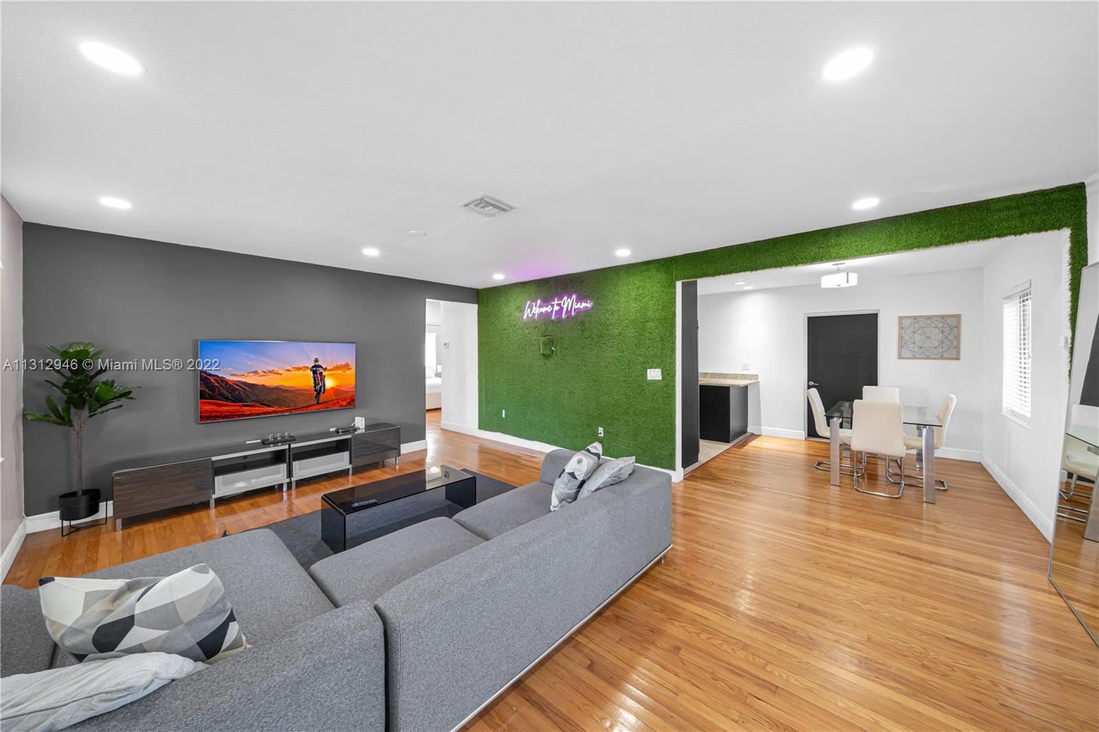 120 SW 31st Ave