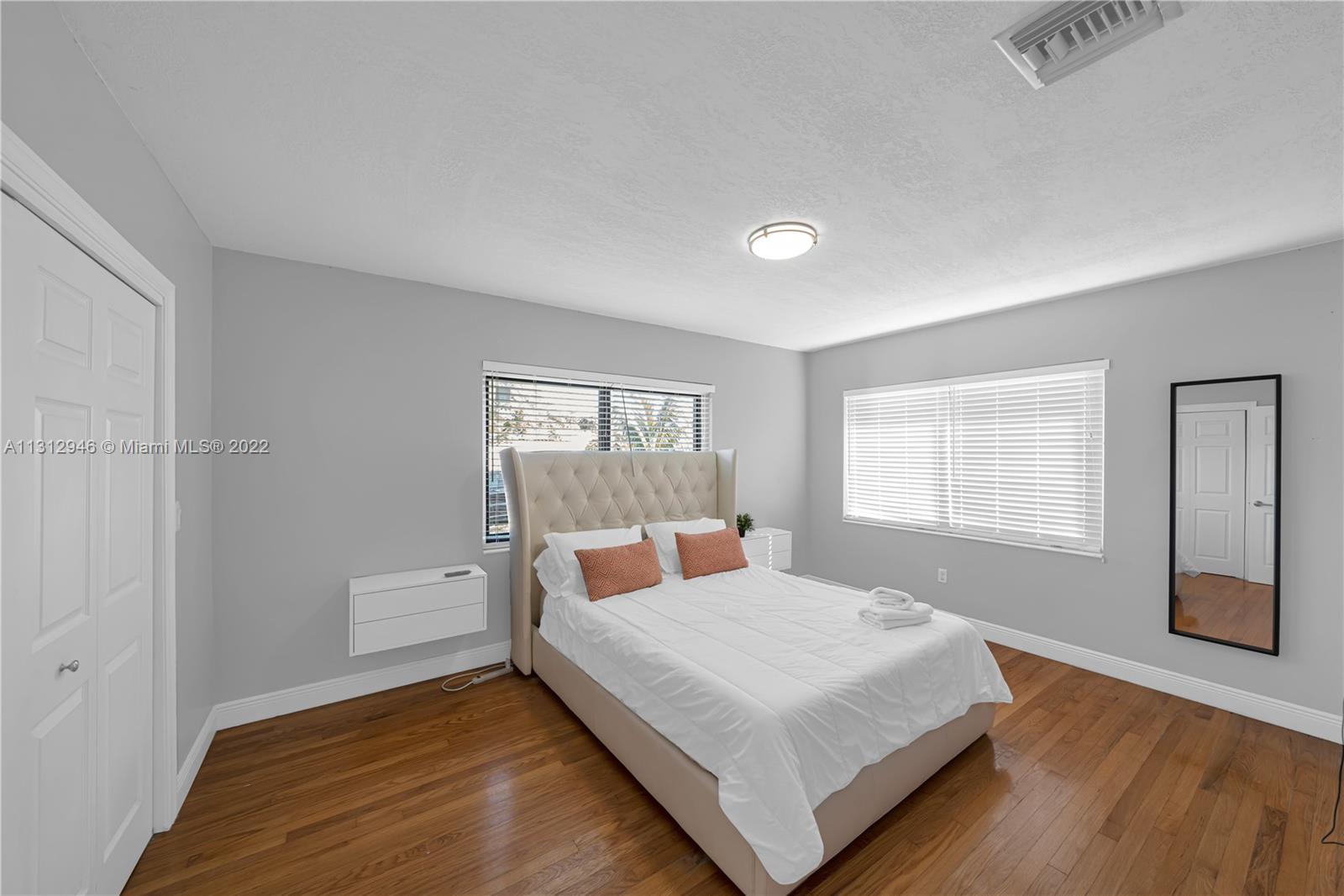 120 SW 31st Ave