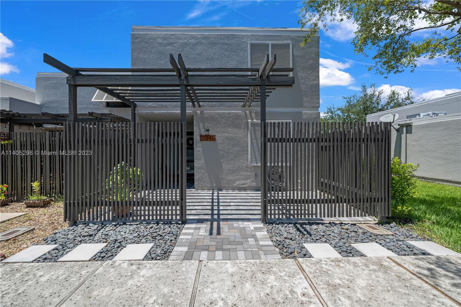 11341 NW 16th St Unit: 11341