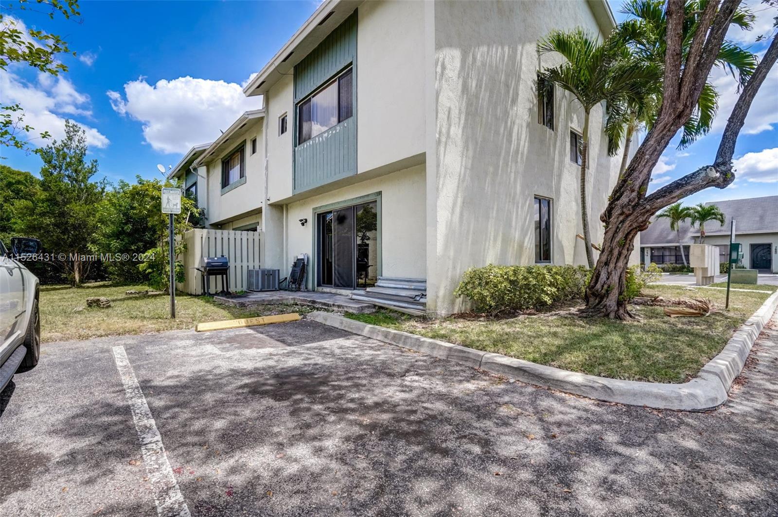7665 NW 38th Ct Unit: 7665