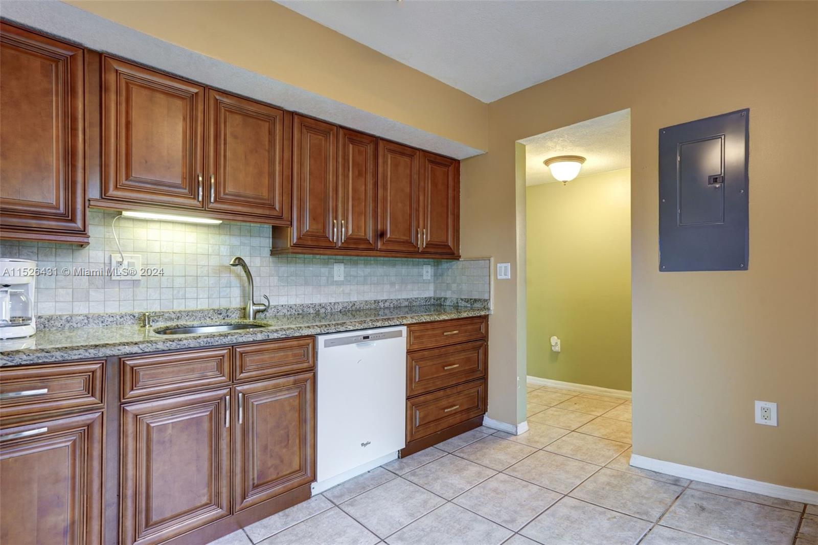 7665 NW 38th Ct Unit: 7665