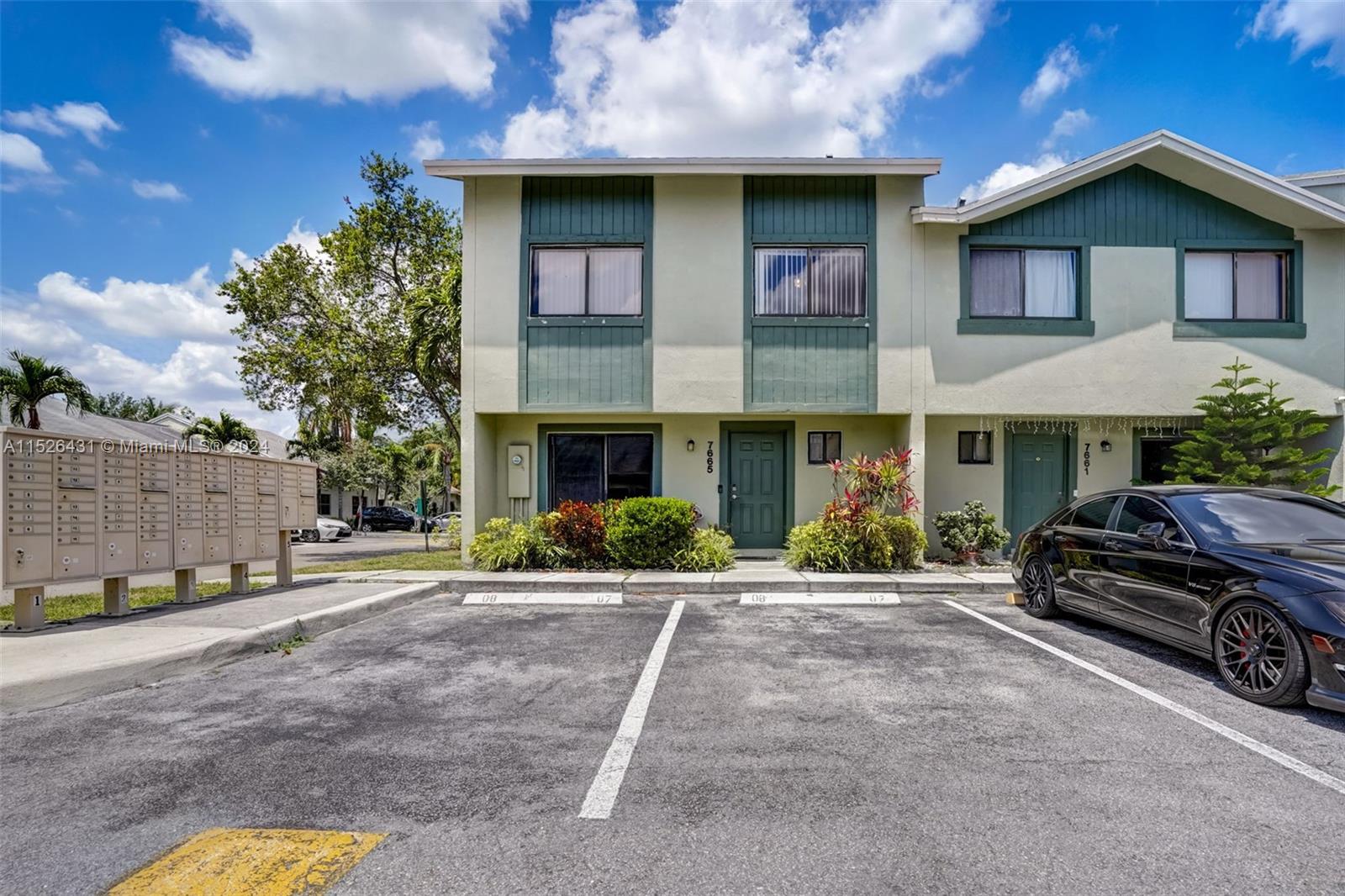 7665 NW 38th Ct Unit: 7665