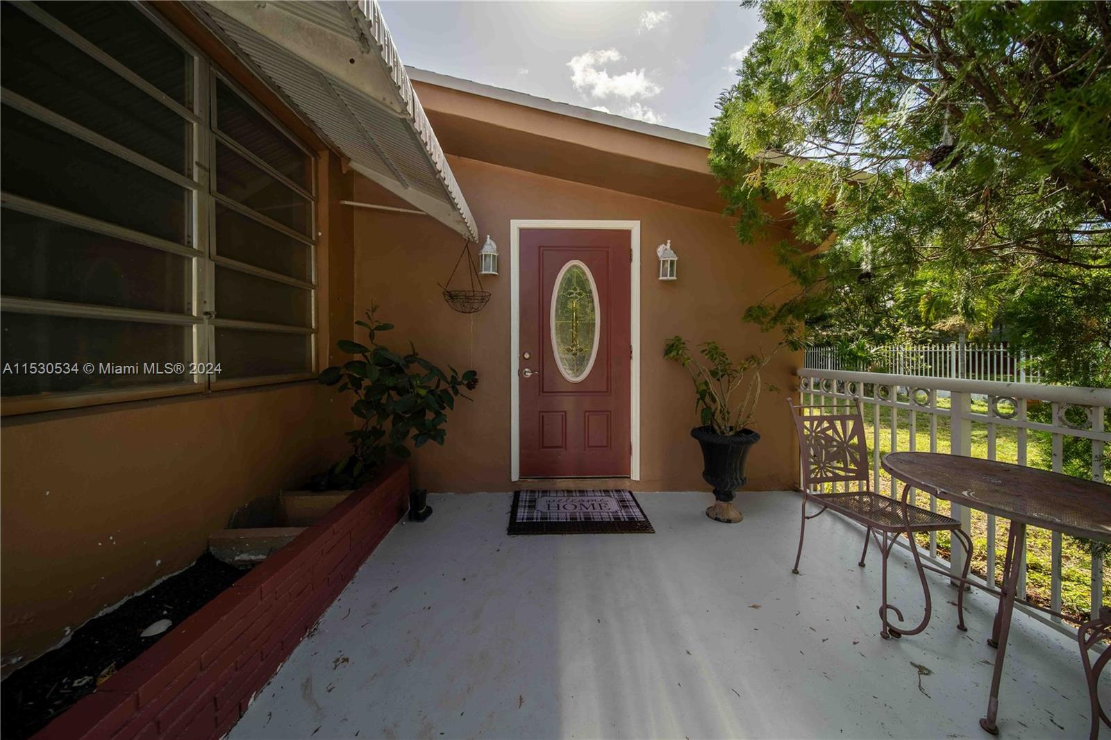 5220 SW 26th Ave