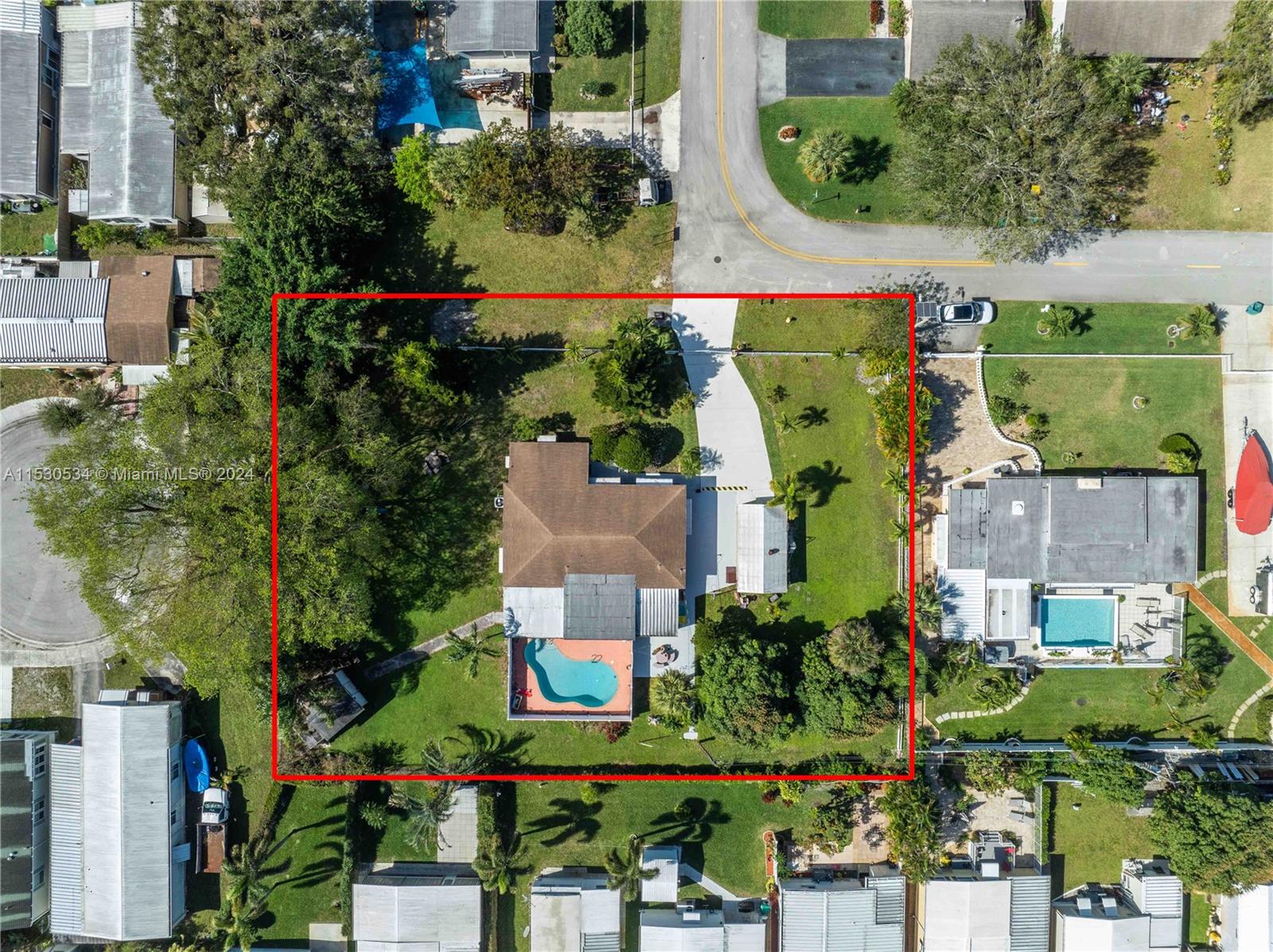 5220 SW 26th Ave