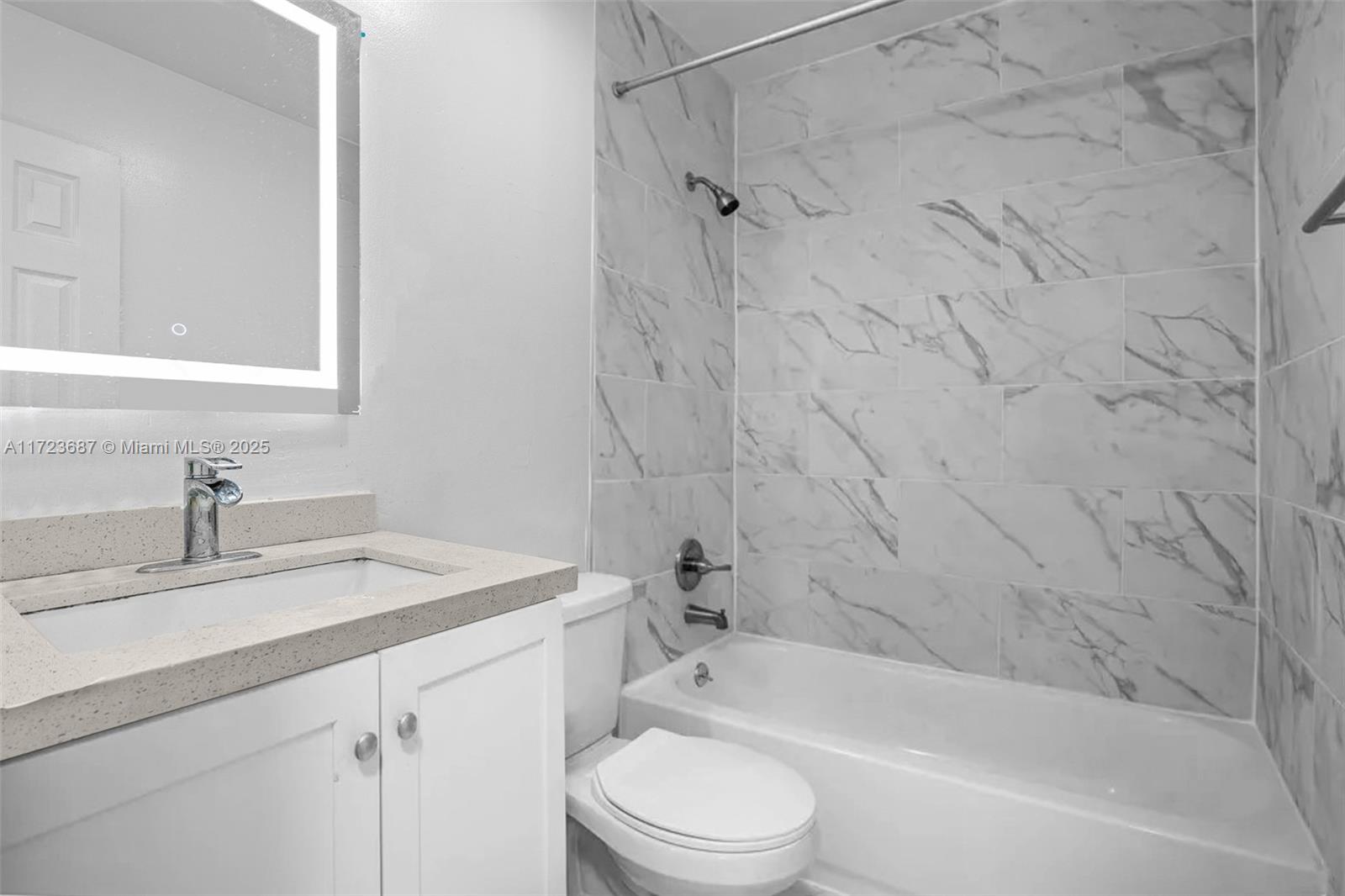 11316 Peachtree Dr