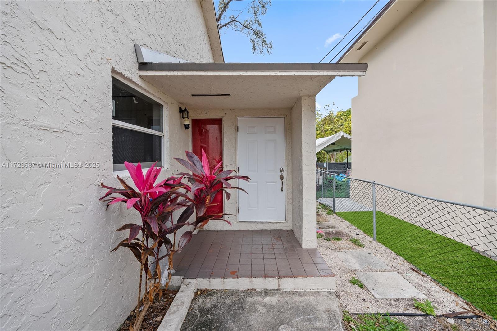 11316 Peachtree Dr