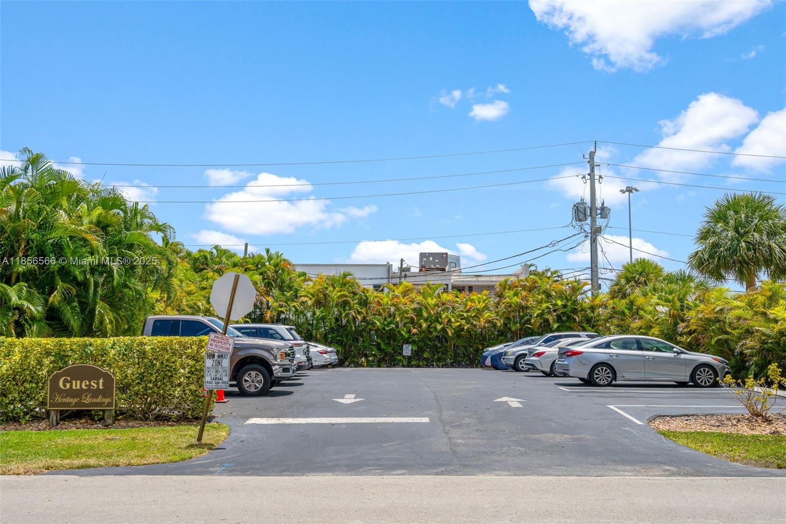 3121 NE 51st St # 203E