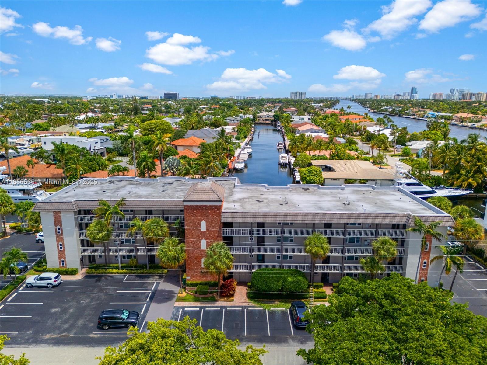 3121 NE 51st St # 203E