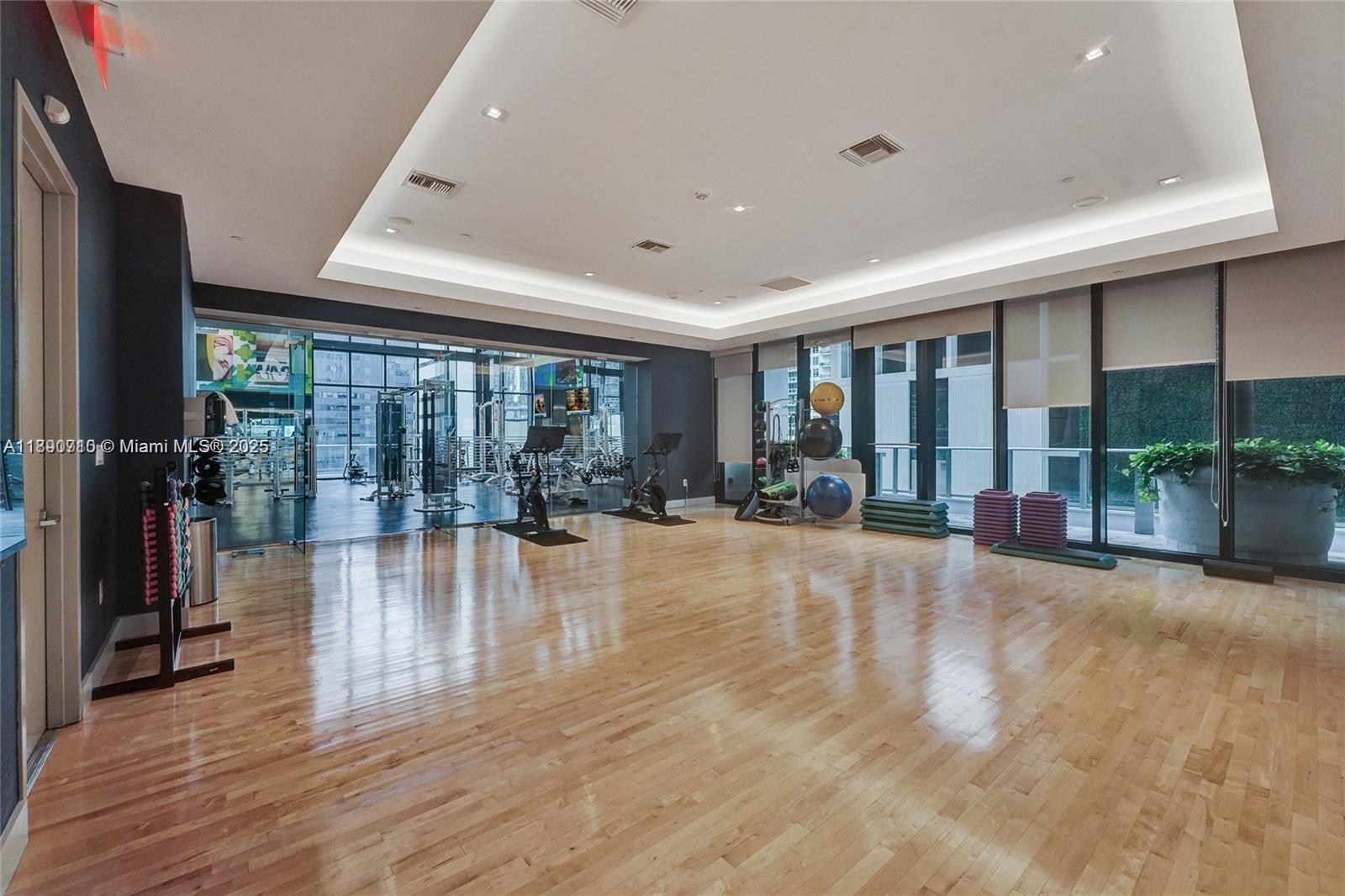 1010 Brickell Ave # 4009