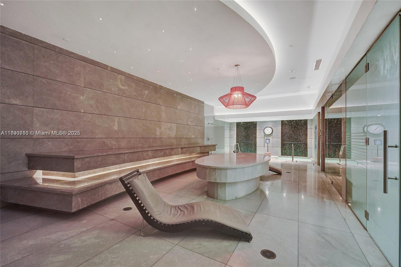 1010 Brickell Ave # 4009