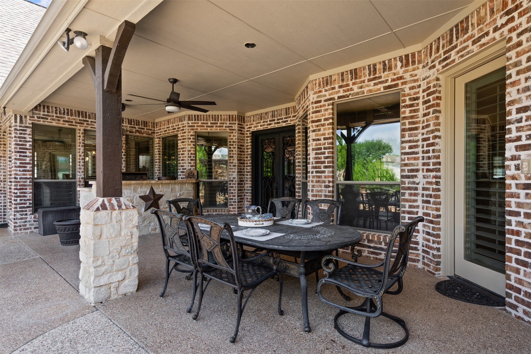 1801 Blue Forest Drive