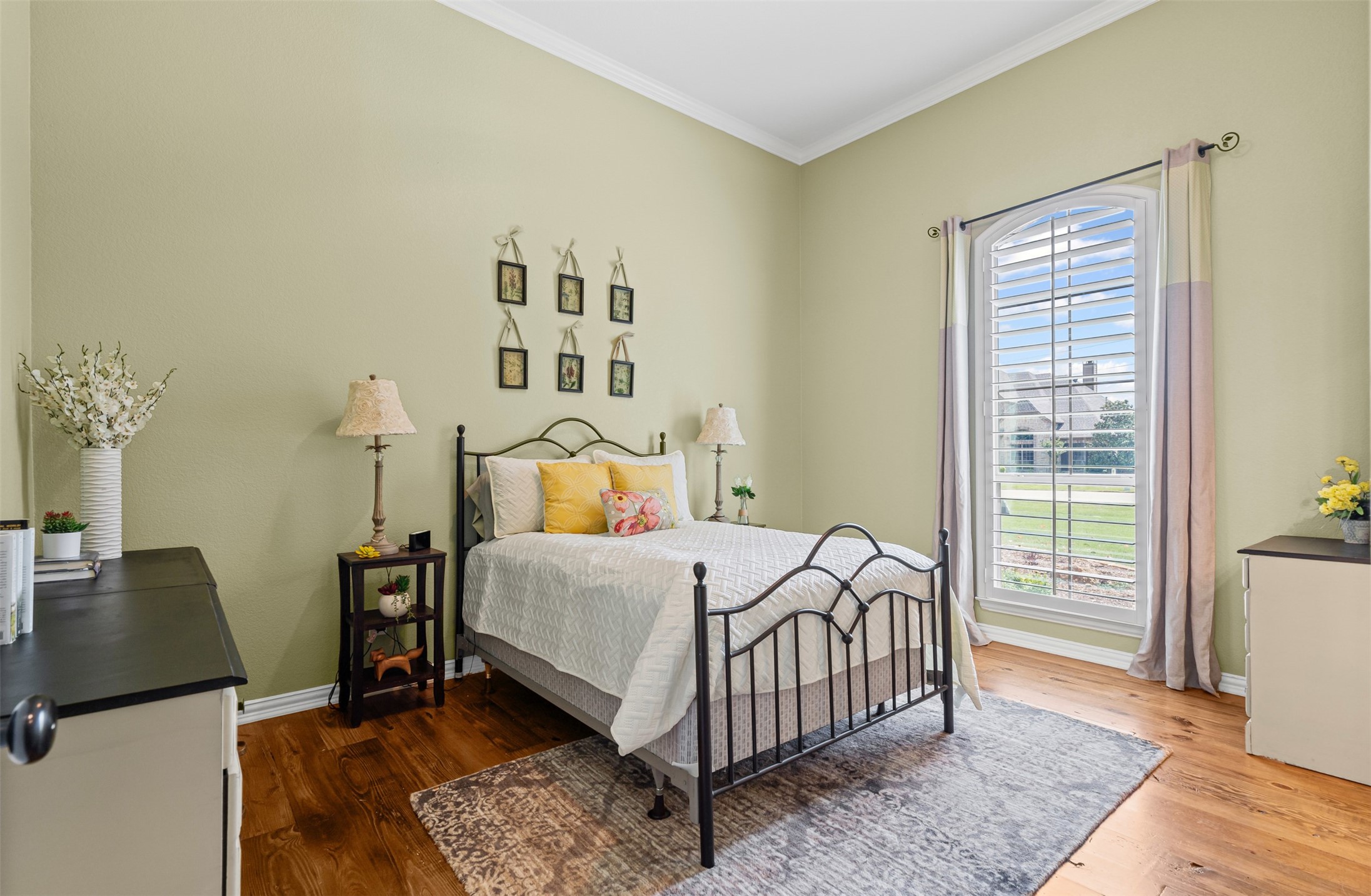 1801 Blue Forest Drive