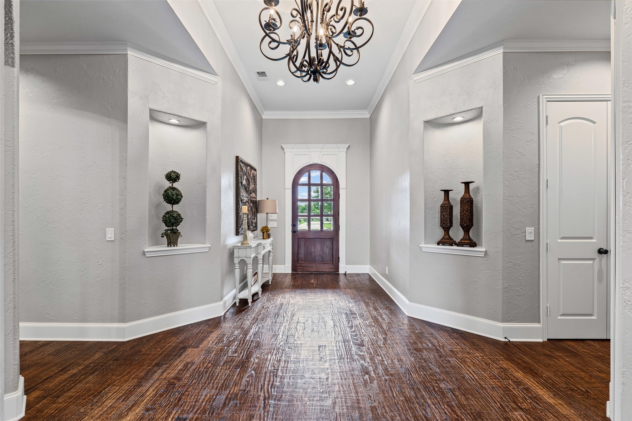 1801 Blue Forest Drive