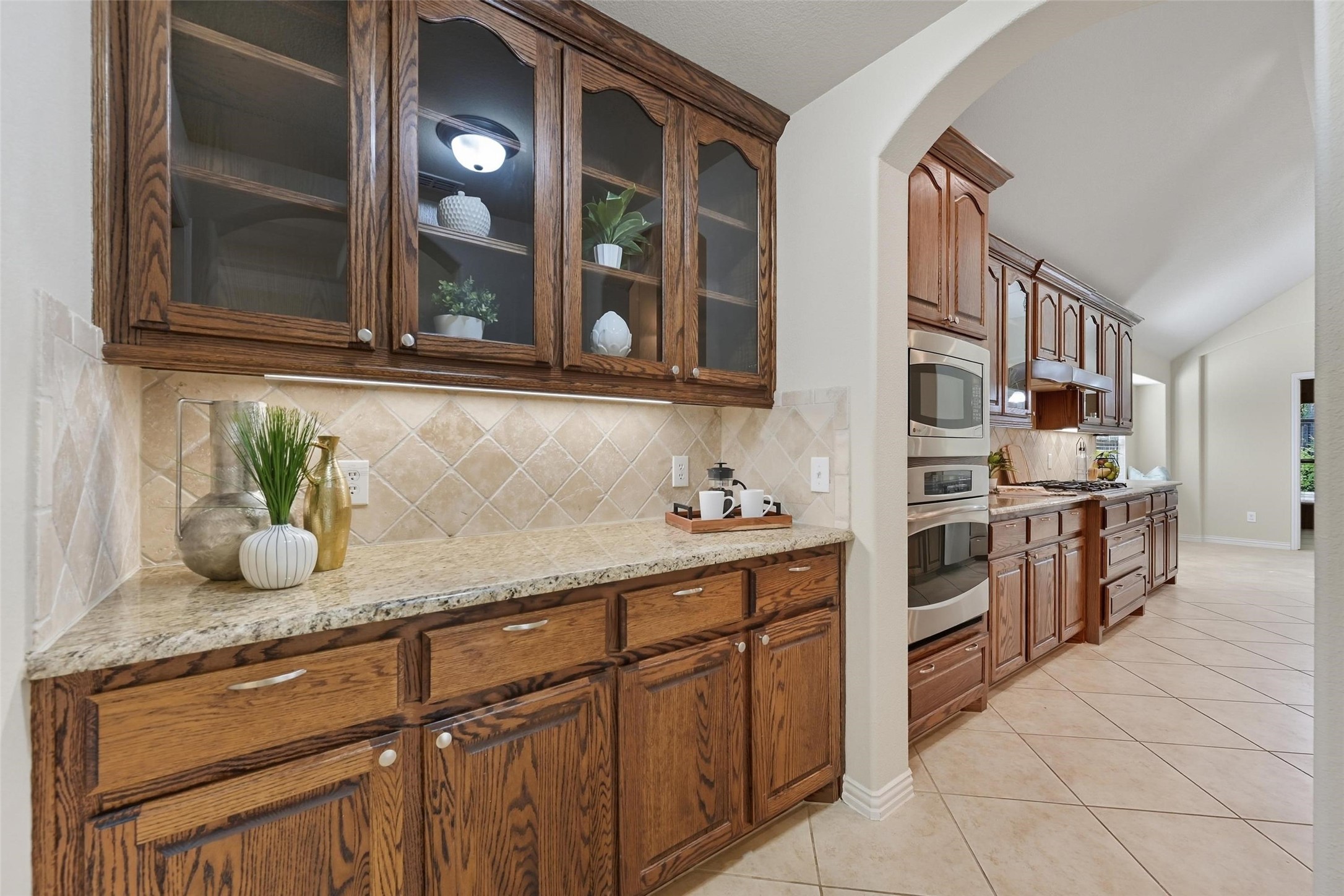 5127 Pond View Lane