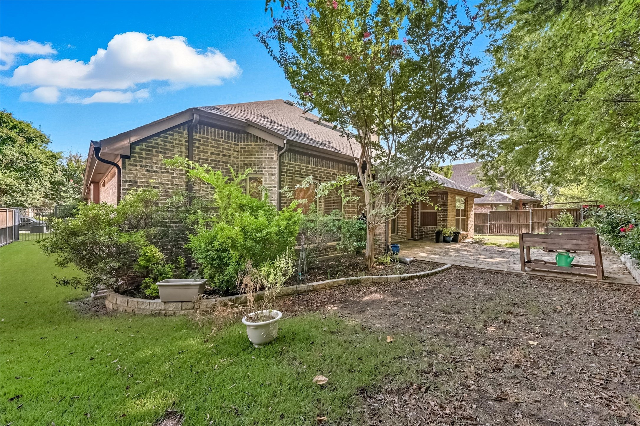 5127 Pond View Lane