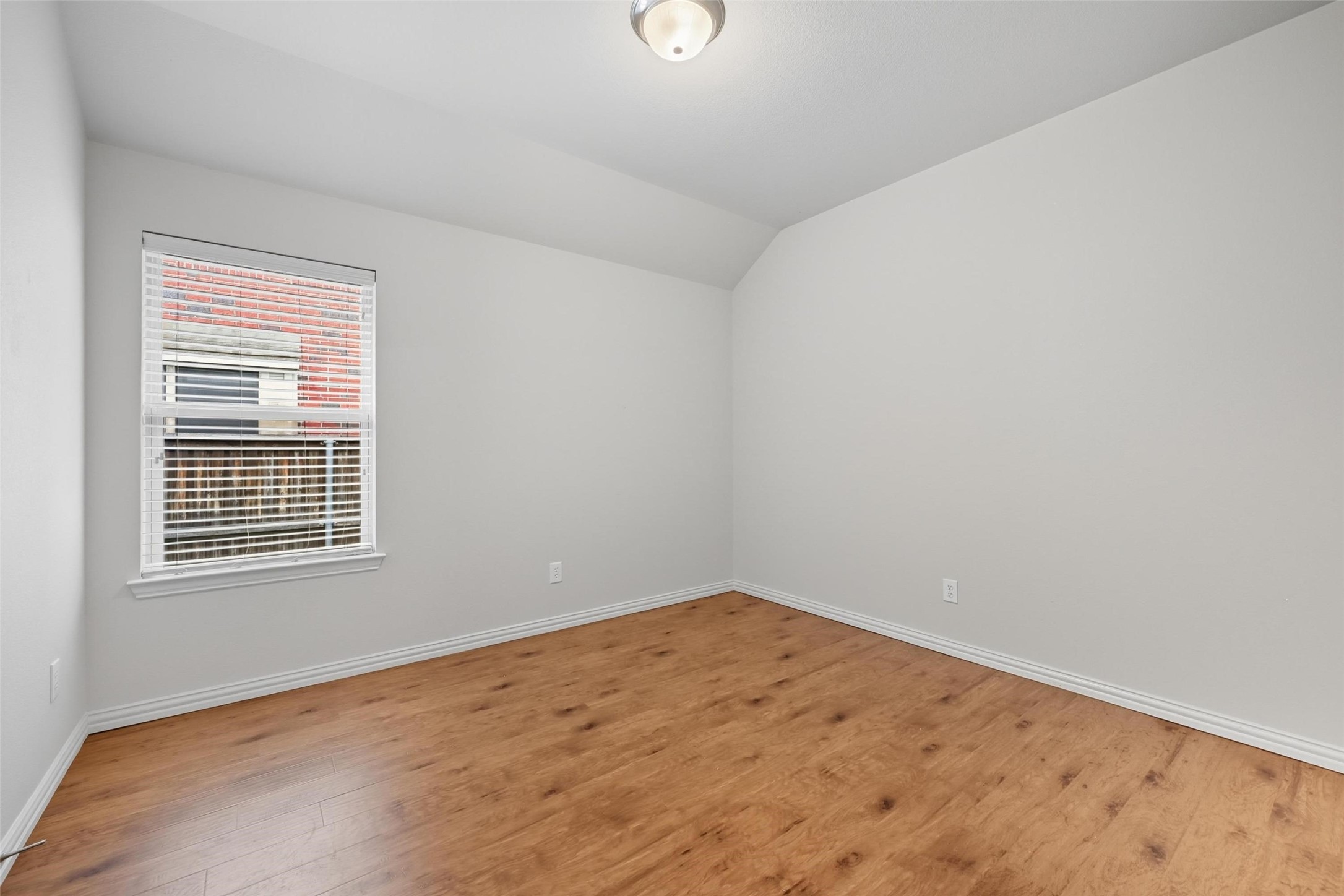 5127 Pond View Lane