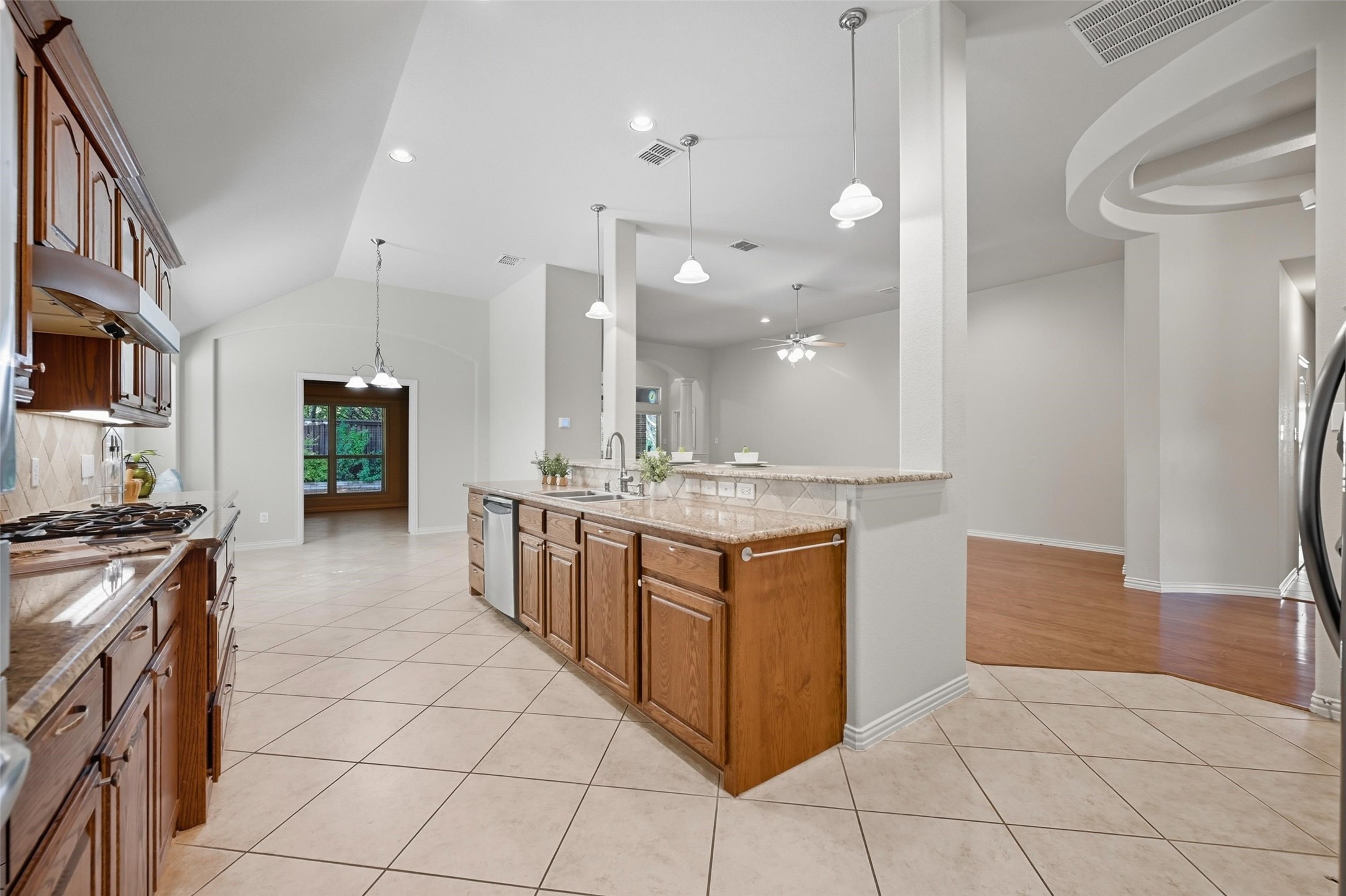 5127 Pond View Lane