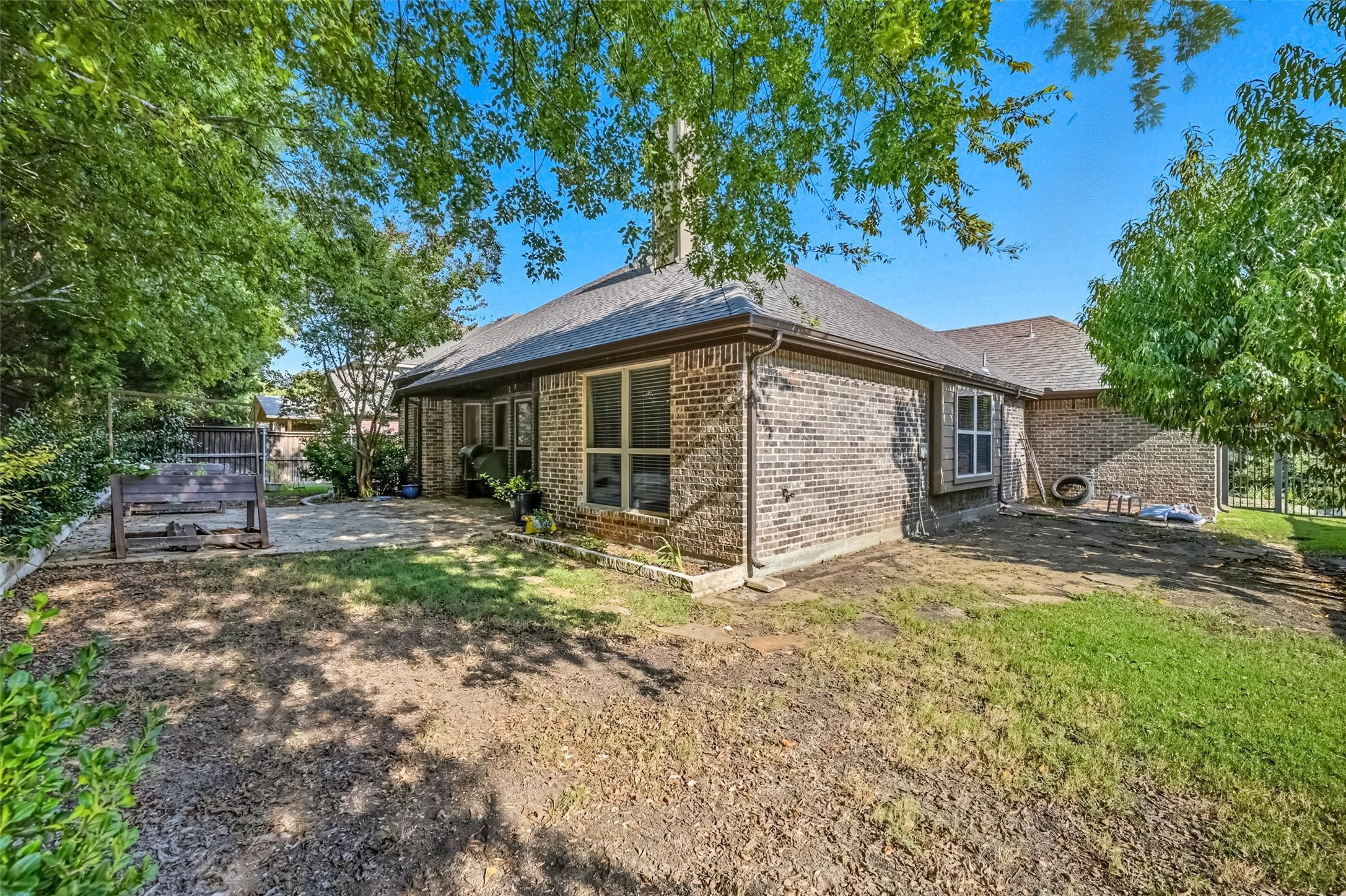 5127 Pond View Lane