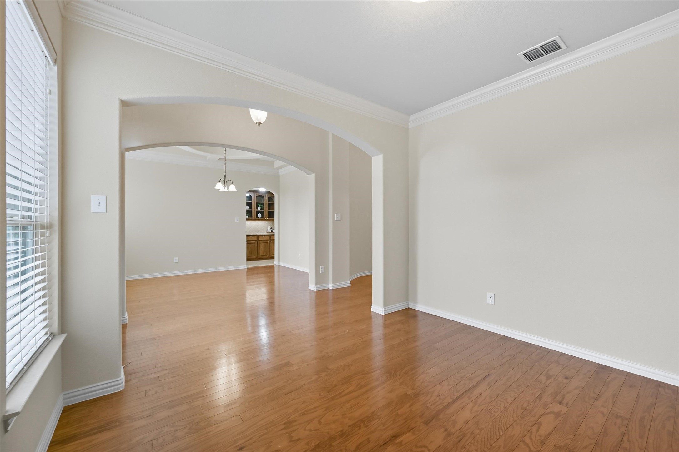5127 Pond View Lane