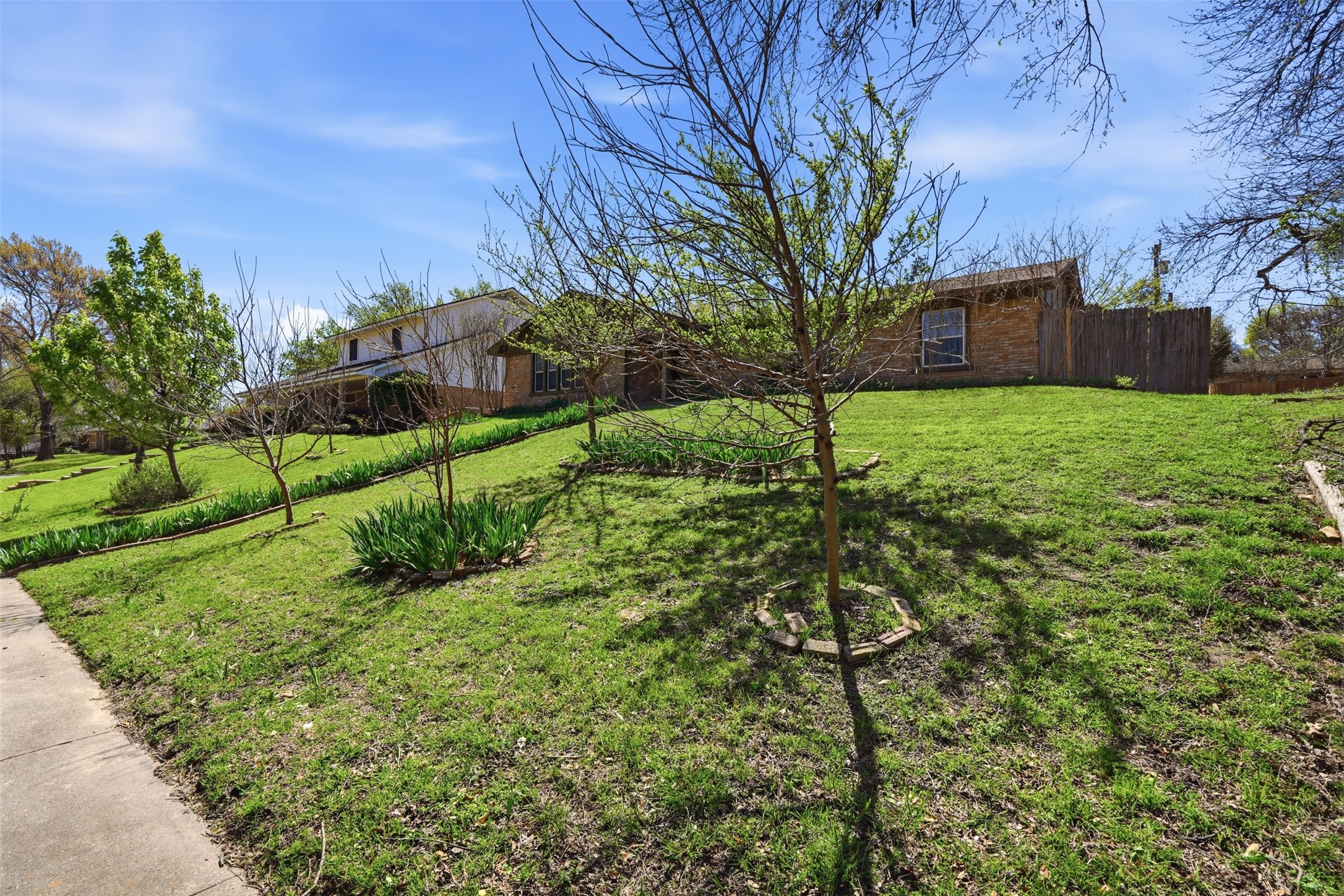 3312 Greenbriar Lane