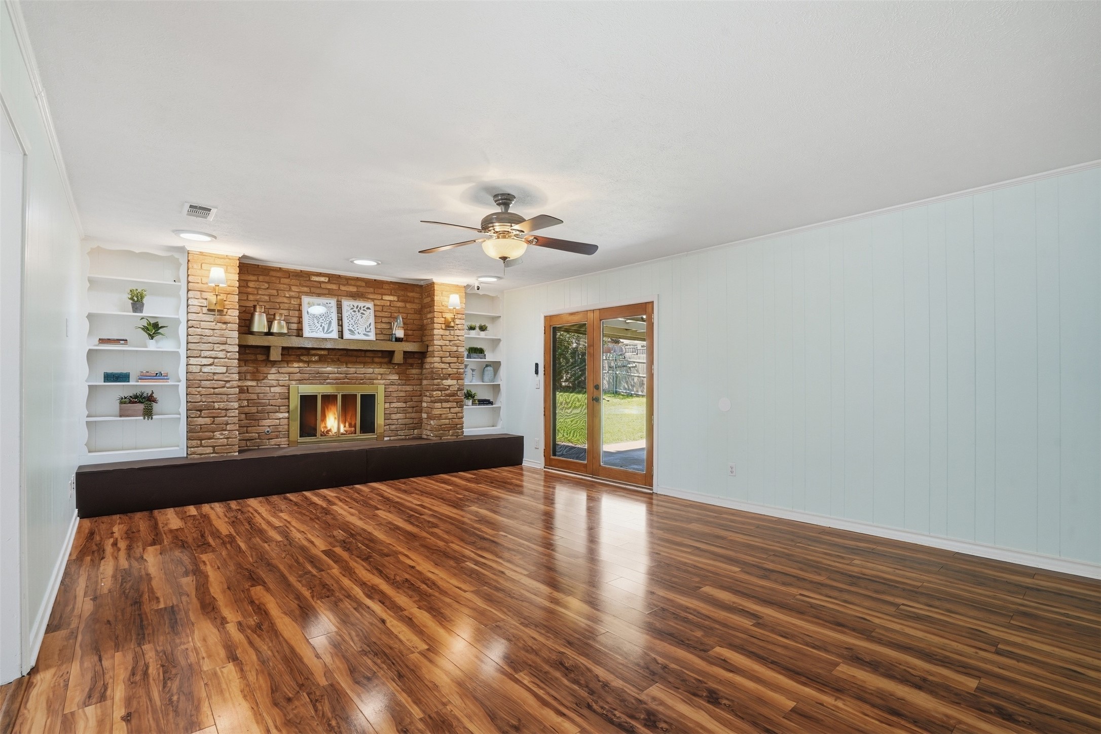 3312 Greenbriar Lane