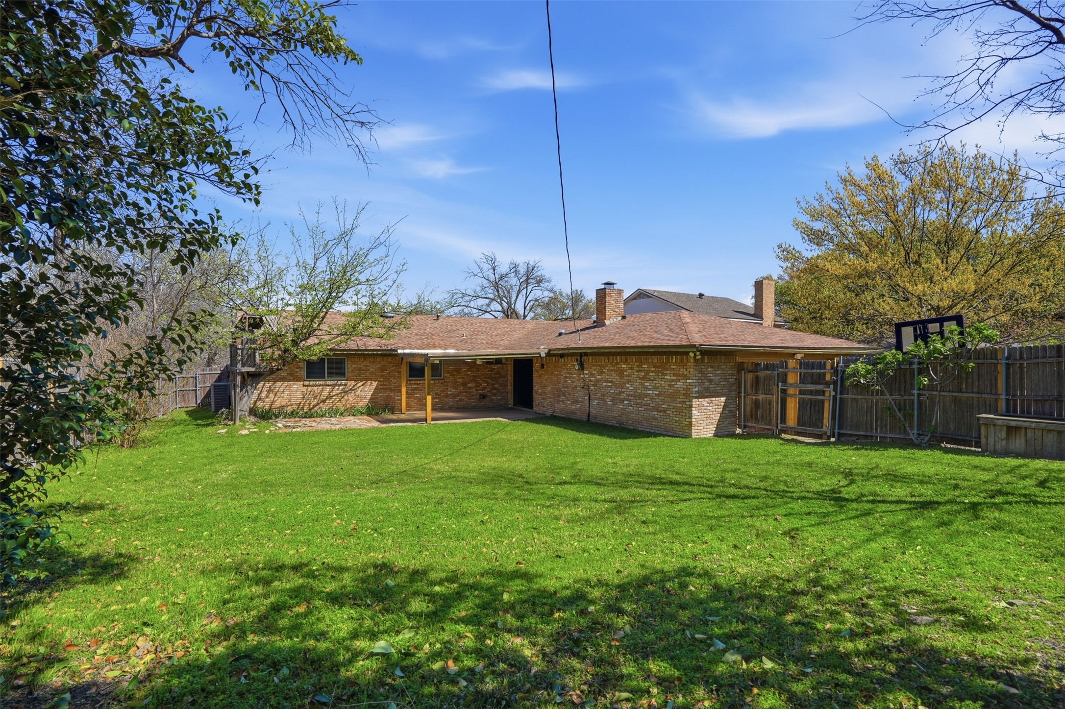 3312 Greenbriar Lane