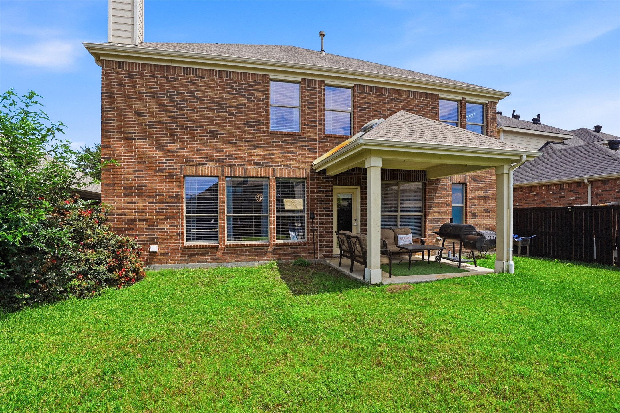 908 Lake Hollow Drive