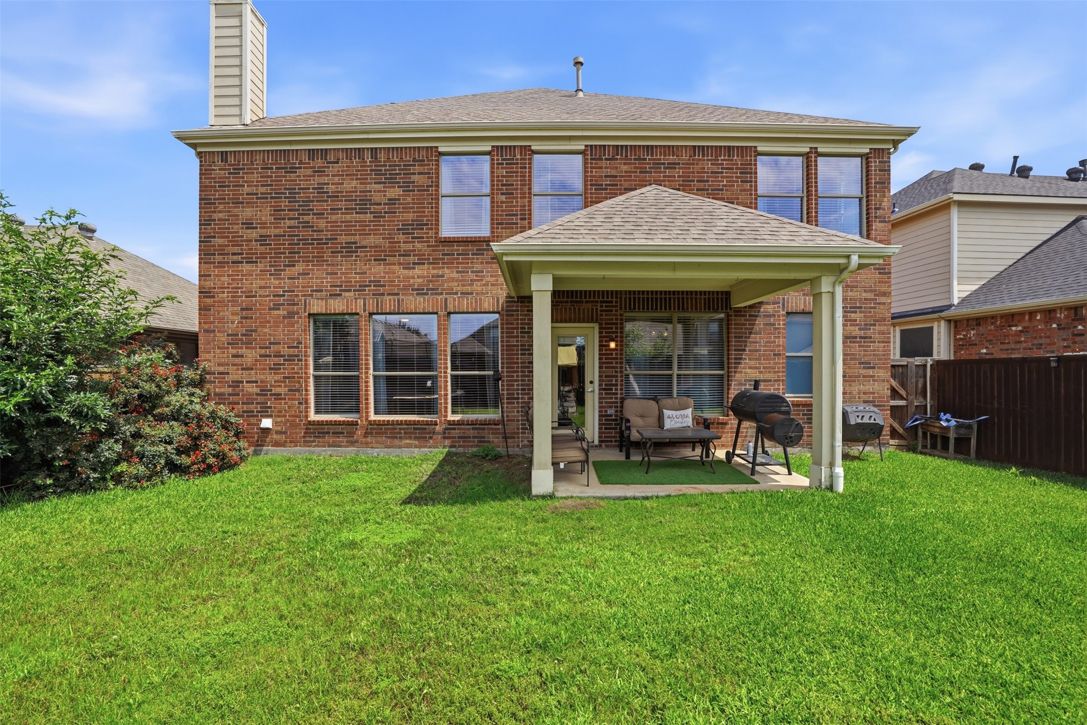 908 Lake Hollow Drive