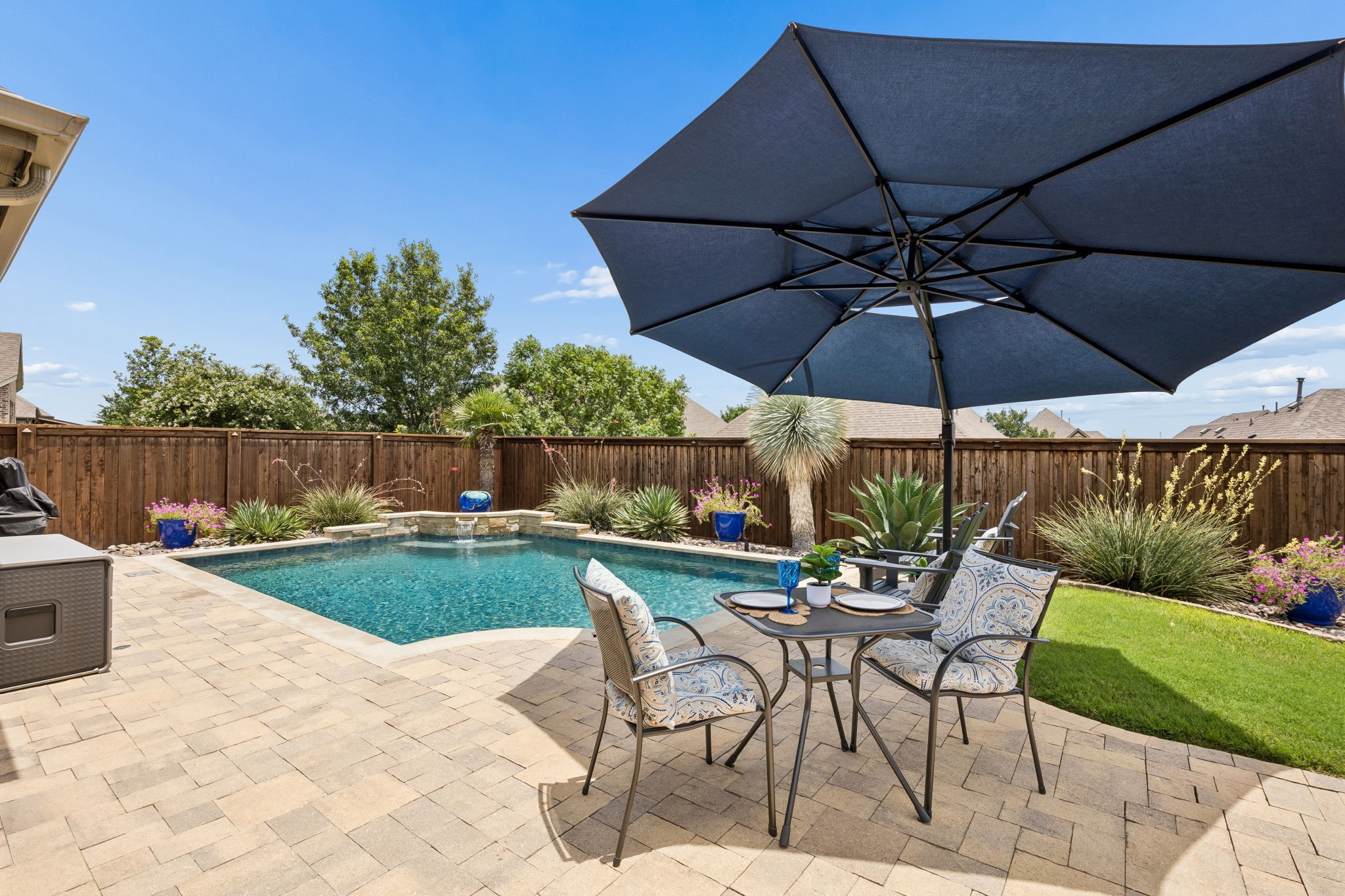 7412 Sabine Drive