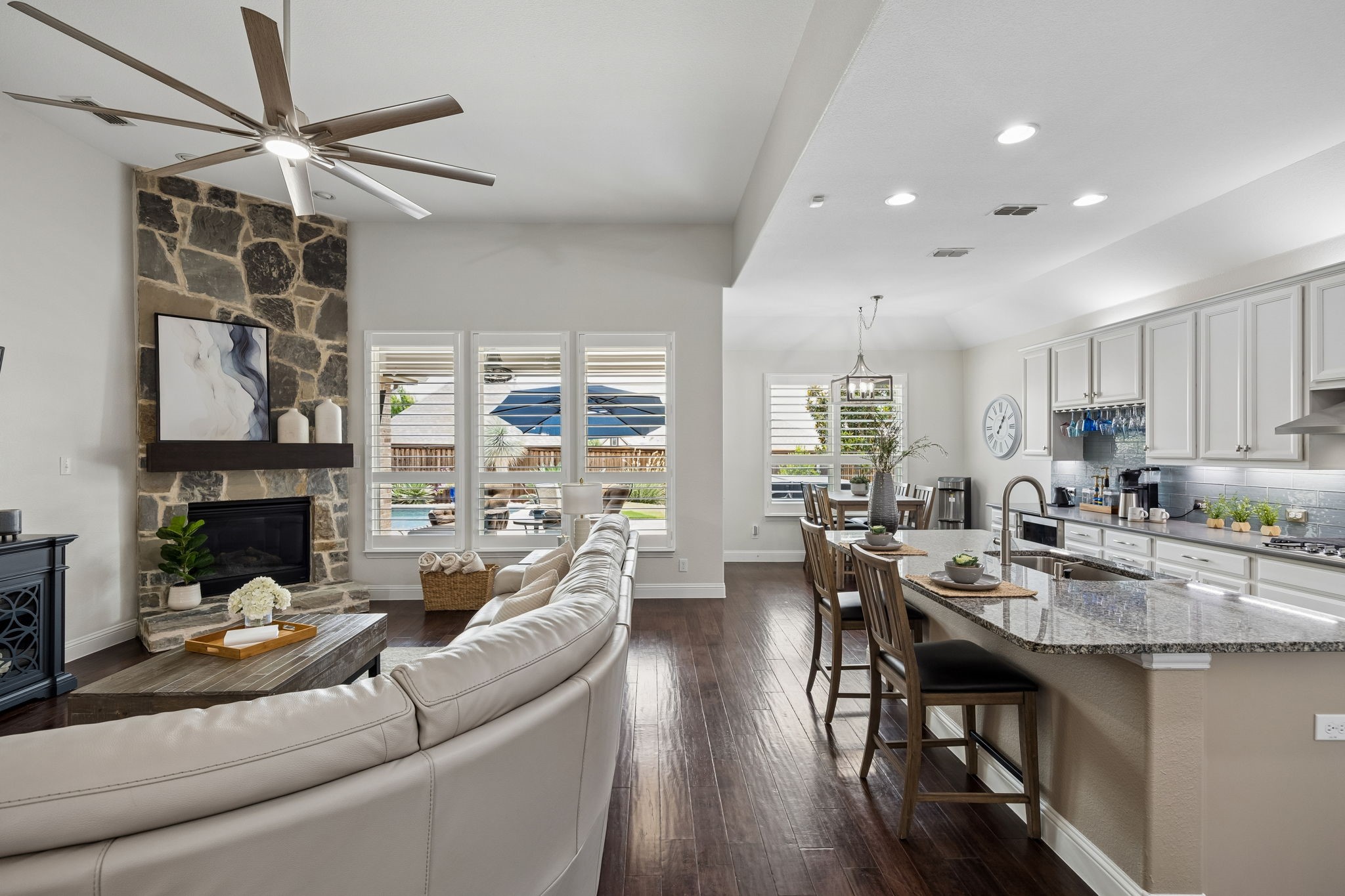 7412 Sabine Drive