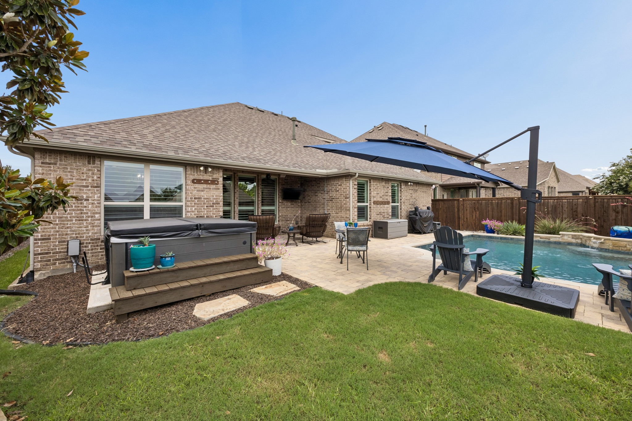 7412 Sabine Drive