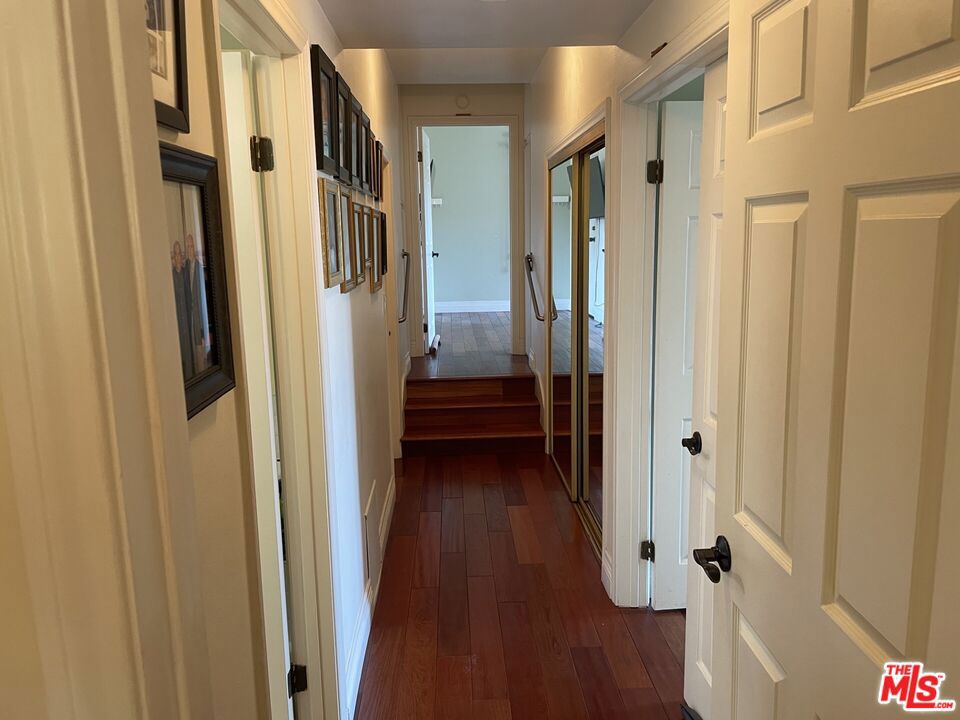 5625 Cambridge Way 301