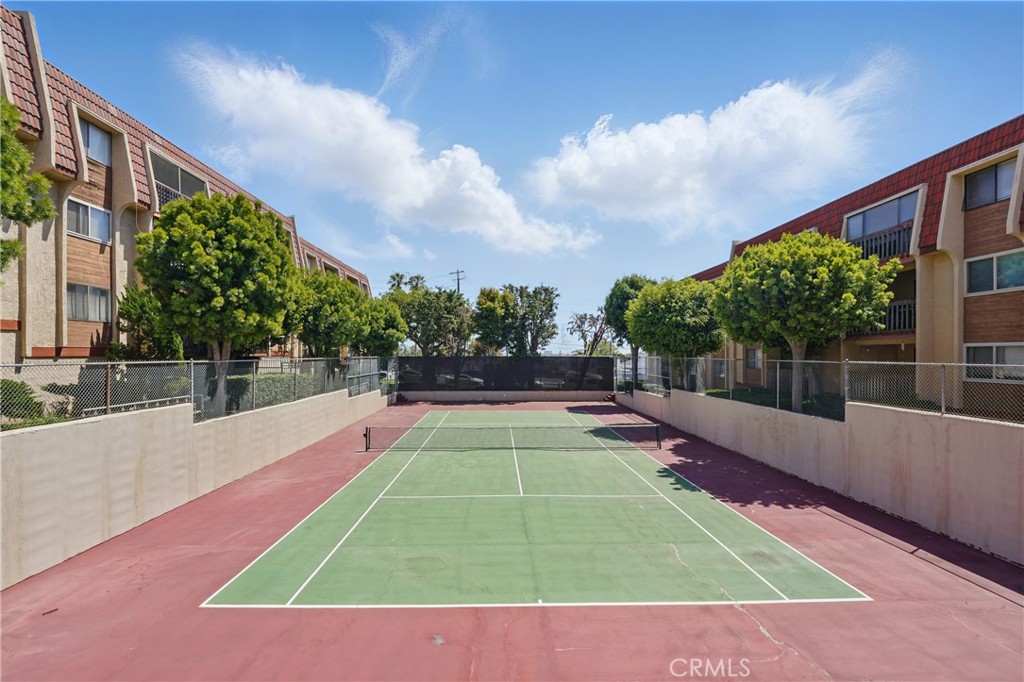 2101 E 21st Street 310