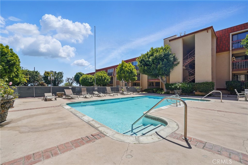 2101 E 21st Street 310