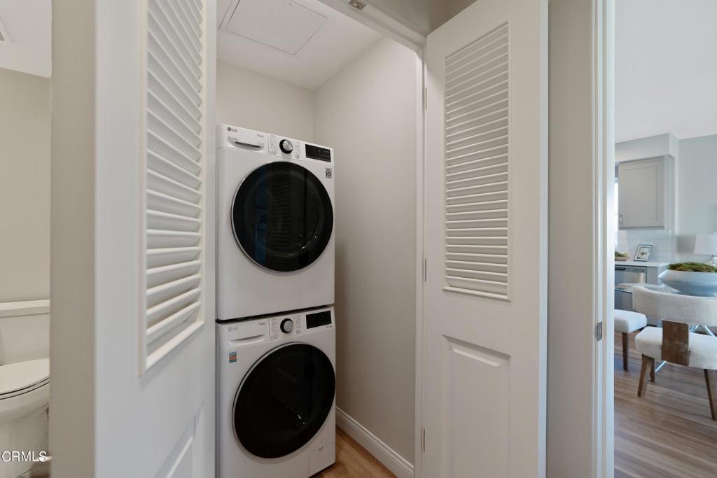 88 N Oakland Avenue 205